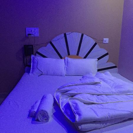 Oyo 75627 New Ankit Guest House Βαρανάσι Εξωτερικό φωτογραφία